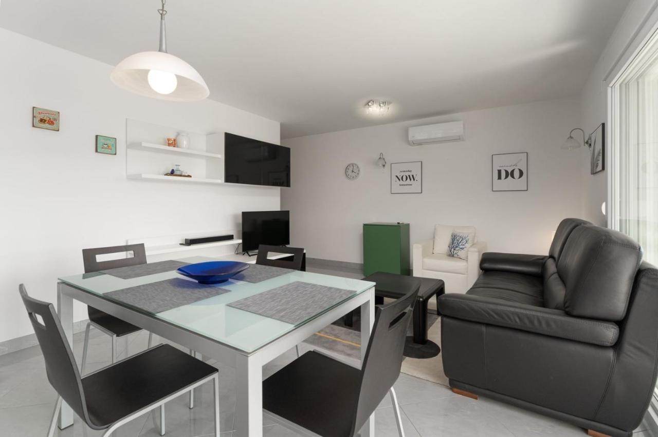 Apartment Sky Novigrad Istria Eksteriør bilde